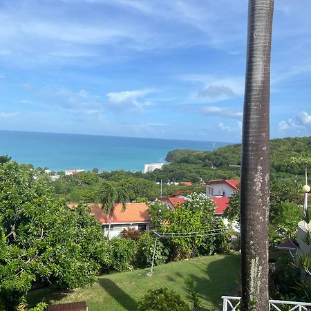 Attractive 2-Bed Apartment Stunning Sea View Dickenson Bay エクステリア 写真