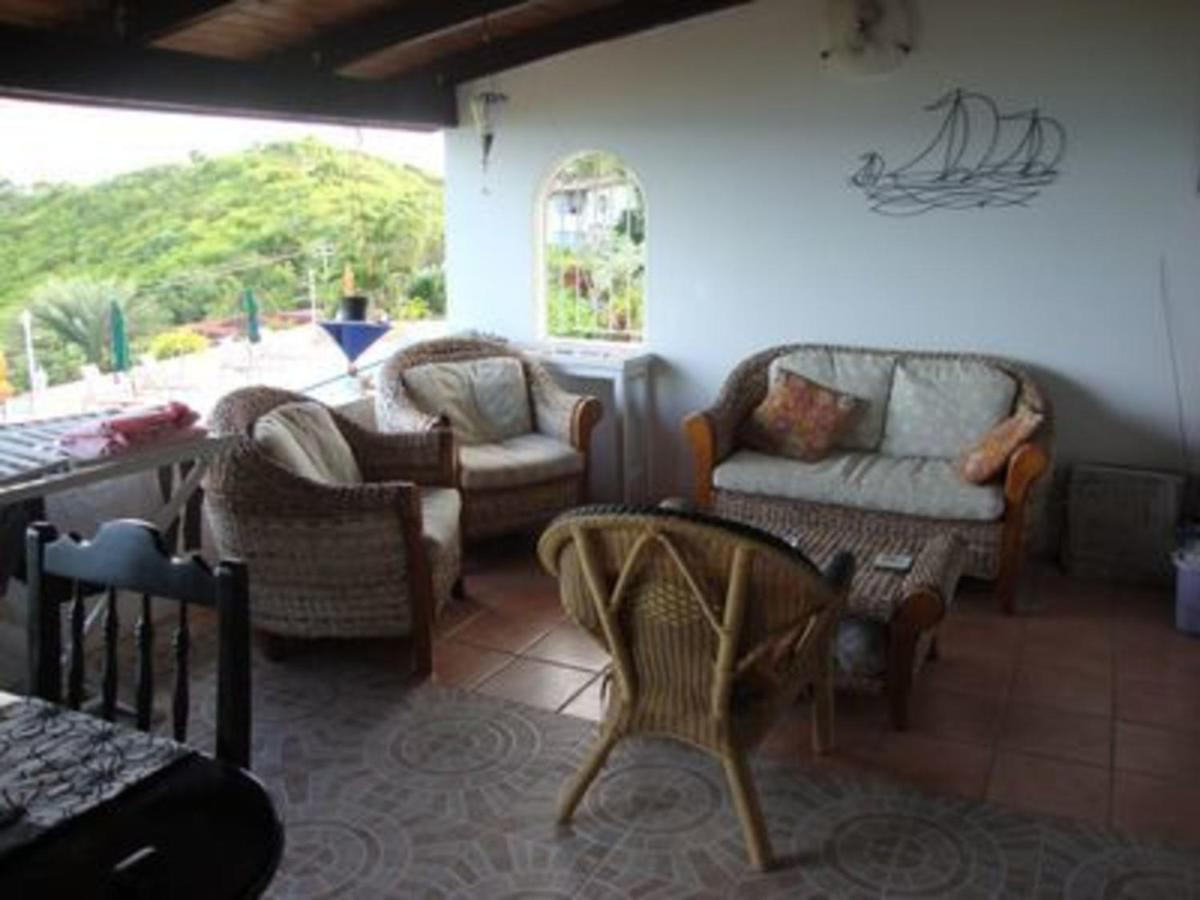 Attractive 2-Bed Apartment Stunning Sea View Dickenson Bay エクステリア 写真