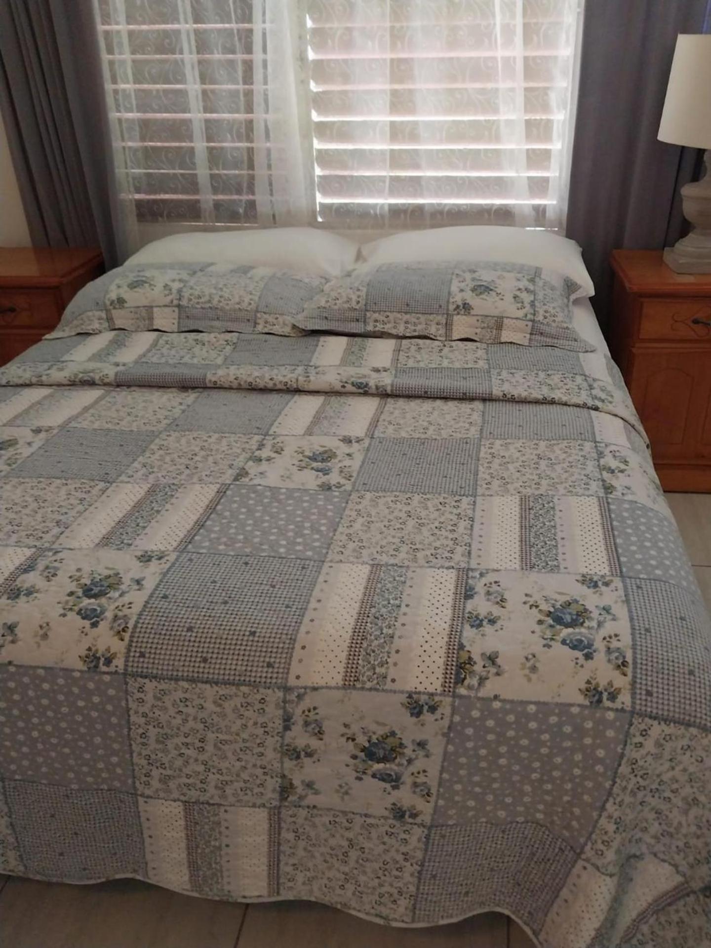 Attractive 2-Bed Apartment Stunning Sea View Dickenson Bay エクステリア 写真